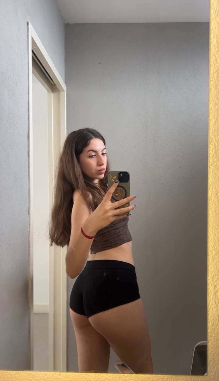 Amber in her underwear in Castries