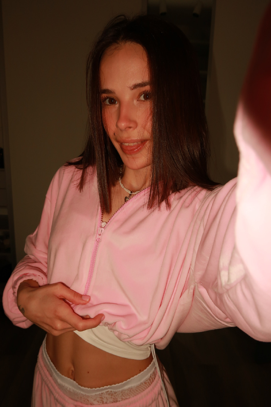 Tina brings the glow — live moments in Castries